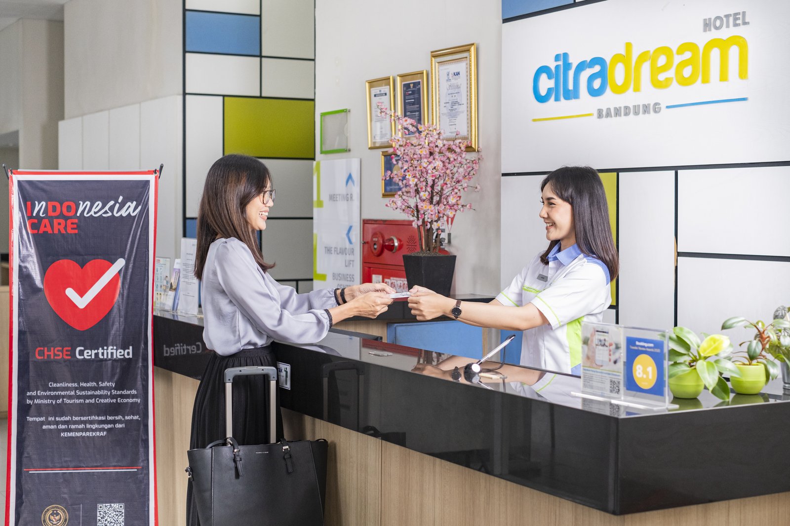 Citradream Bandung - Recepcionist